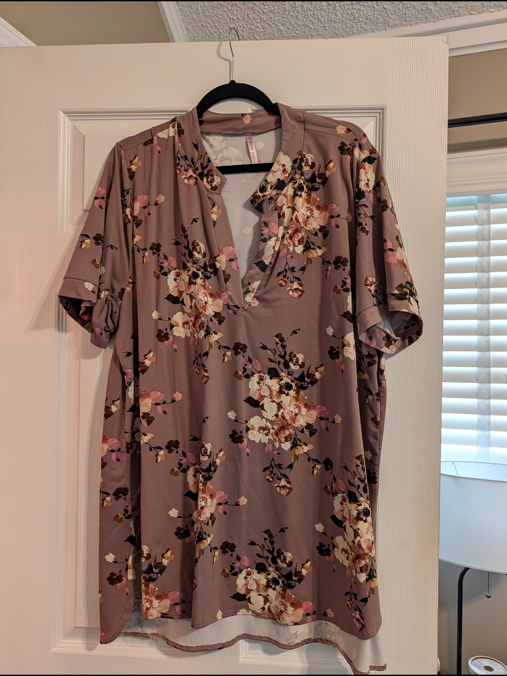 Cool Melon Floral V-Neck Tunic, Dusty Mauve Size 2x